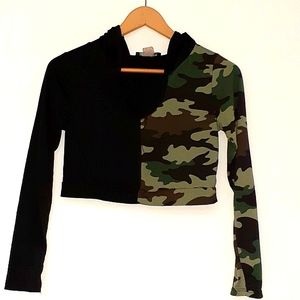 Long sleeve hoodie v-neck